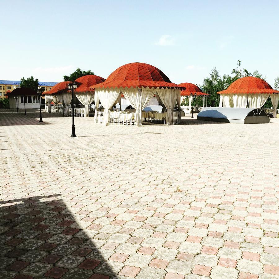 Hotel Ark Ms Taraz Extérieur photo