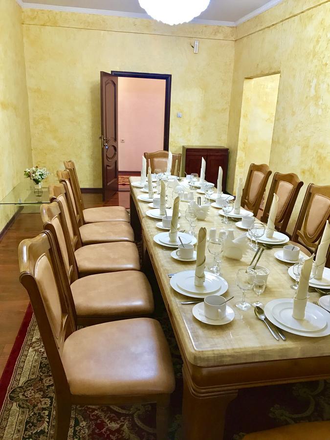Hotel Ark Ms Taraz Extérieur photo