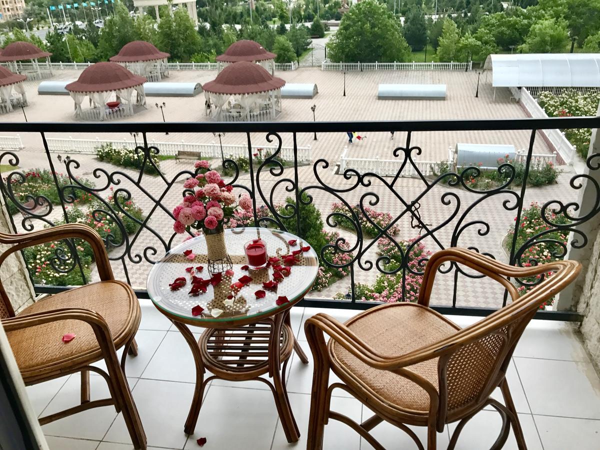 Hotel Ark Ms Taraz Extérieur photo